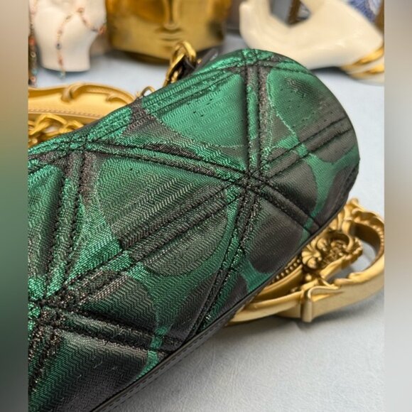 🆕 VIVIENNE WESTWOOD 🧿 NWOT Cindy Cylinder Shoulder Bag, Green Metallic AUTH - Picture 14 of 16